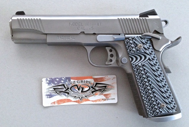 1911 with custom grips